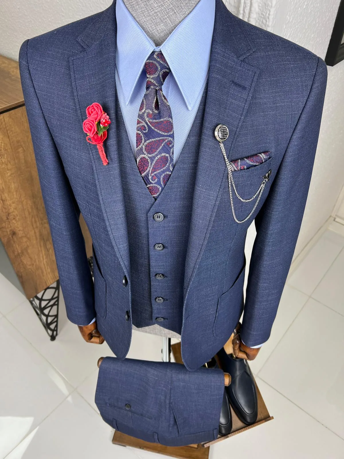 Bojoni Veneta Slim Fit High Quality Woolen Navy Suit