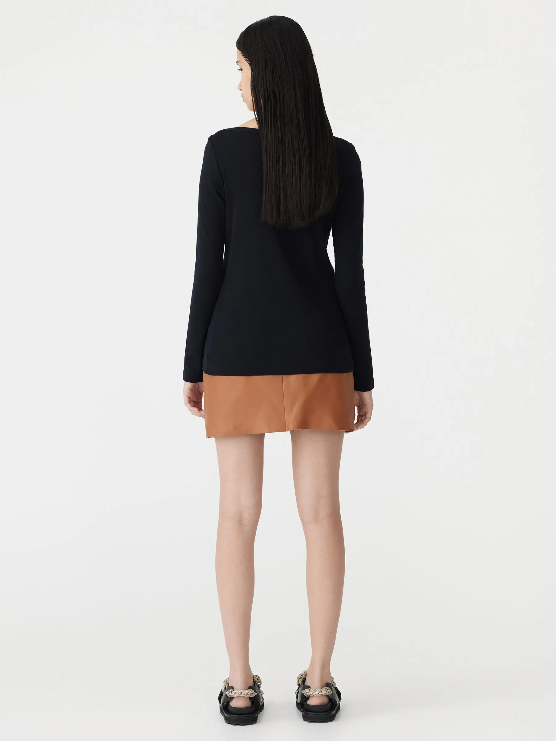 raw detail leather mini skirt